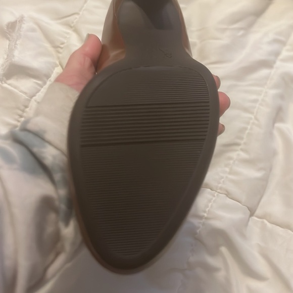 Naturalizer pumps size 7 - Picture 3 of 4